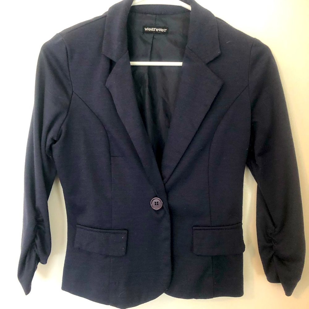 Navy blue crop sleeve blazer
